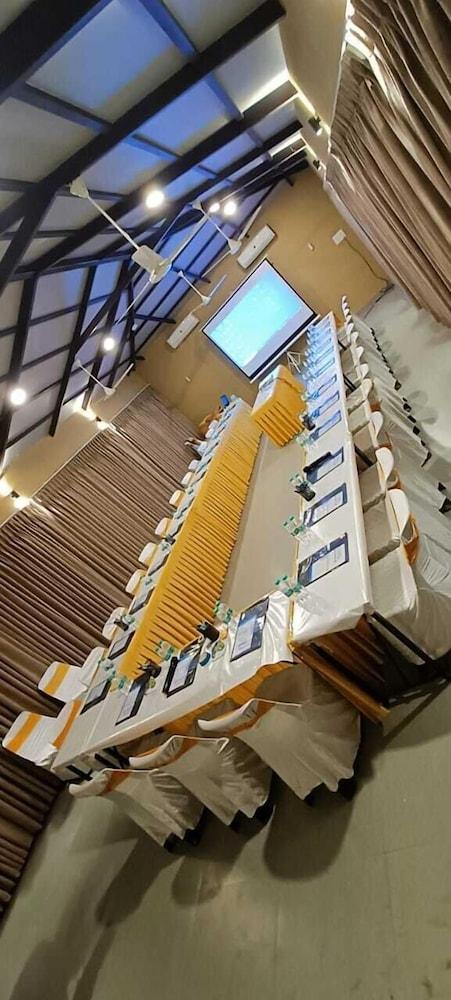 CASUARINA RESORT PARK