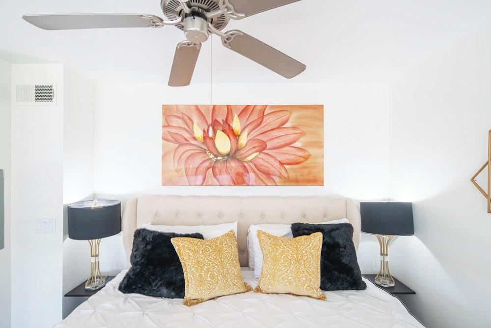 King Bed - Top Floor 2sty Loft - Parking 4058