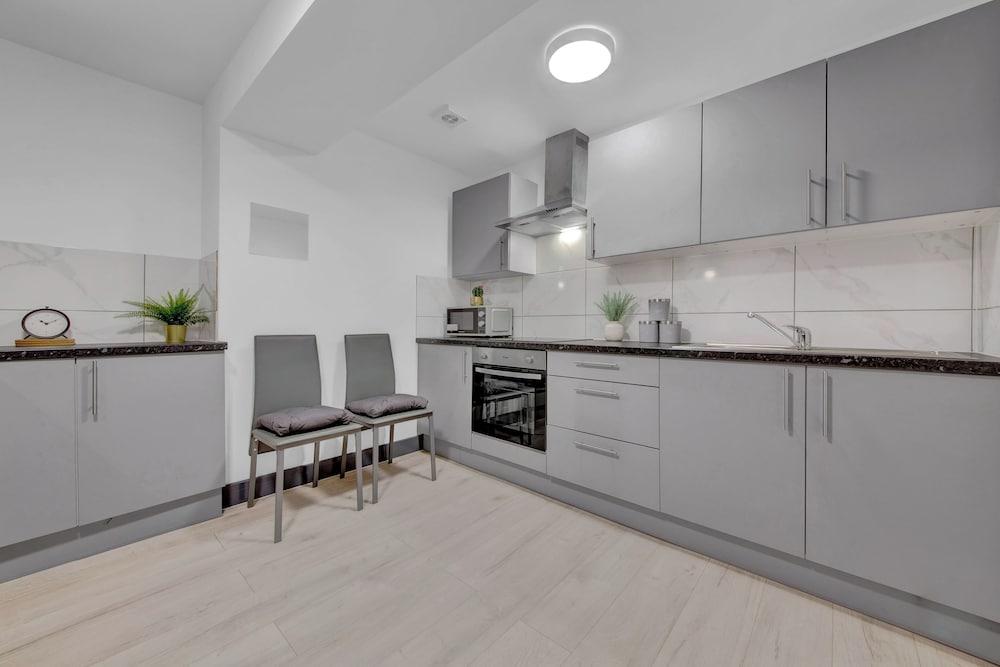 Lovely 1-bed Studio in Feltham