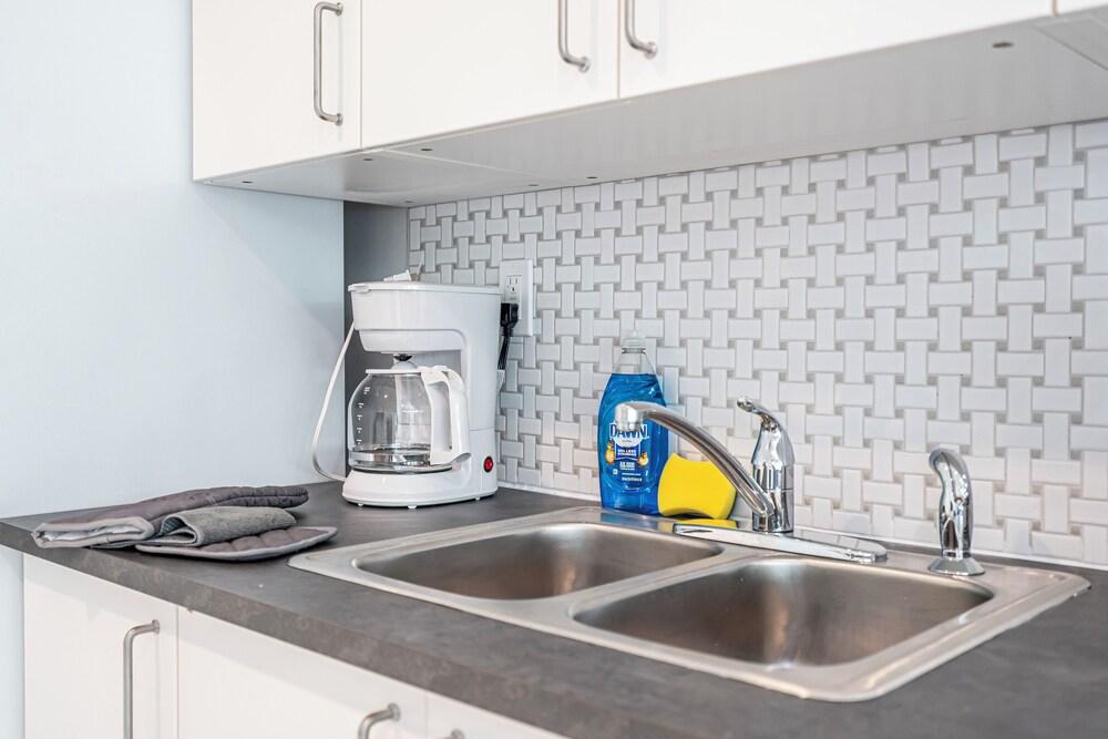 Purple Pelican by Opus (Suite 3)