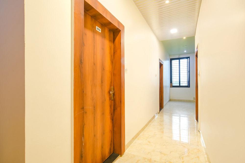 FabHotel Dream Paradise