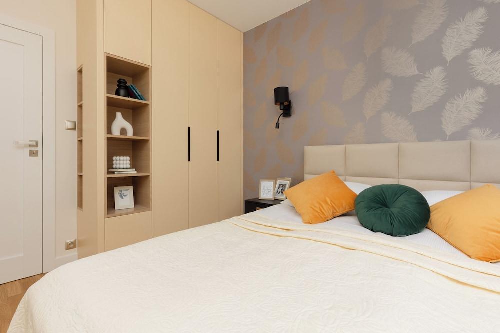 Apartment Wronia 45 by Renters