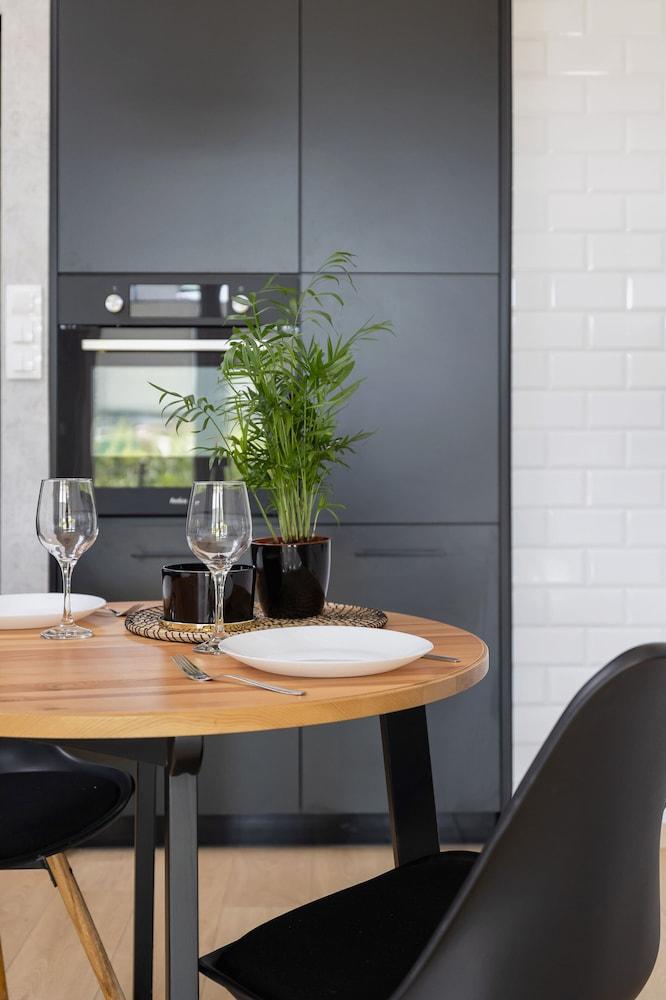 Krakow Studio With Terrace by Renters