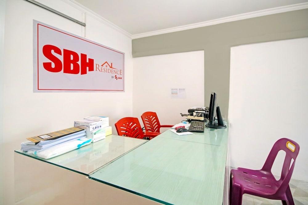OYO 90359 Sbh Residence