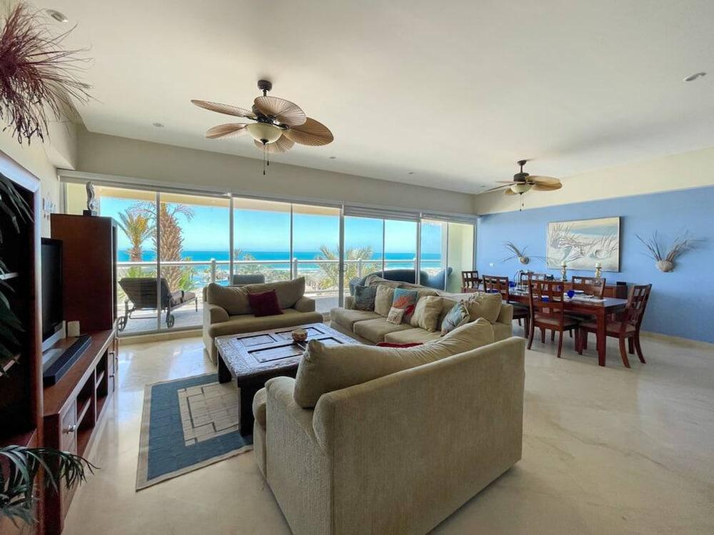 Beachfront Condo With Pools Beach Access