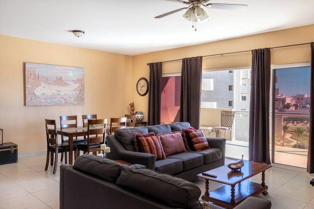 Peaceful Condo With Ocean View