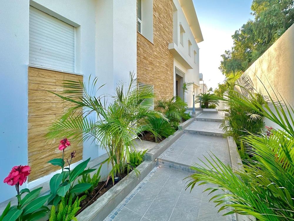 Omnya Carthage Frontsea Luxury Villa