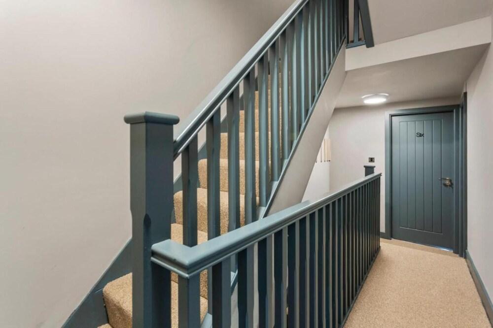 Studio 3, 25 Meriden