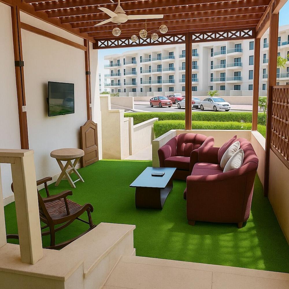 Luxurious Chalet Porto Said