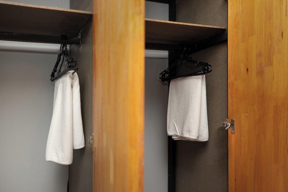 Bell Lifestyle Hostel Phuket