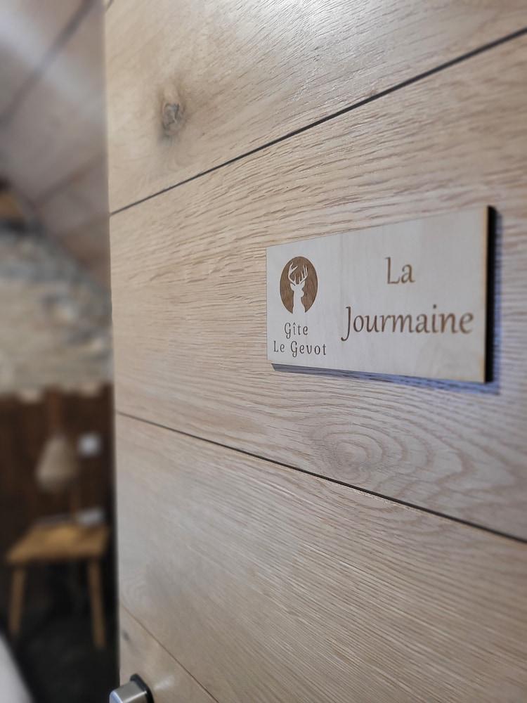 GITE LE GEVOT - Nuitée EV6 tout confort