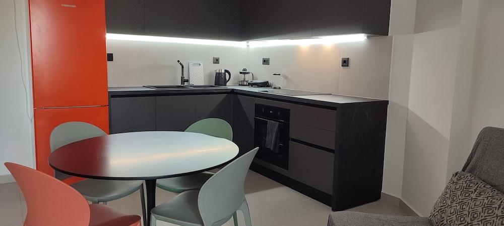 Hellene Apt near Chania City Centre