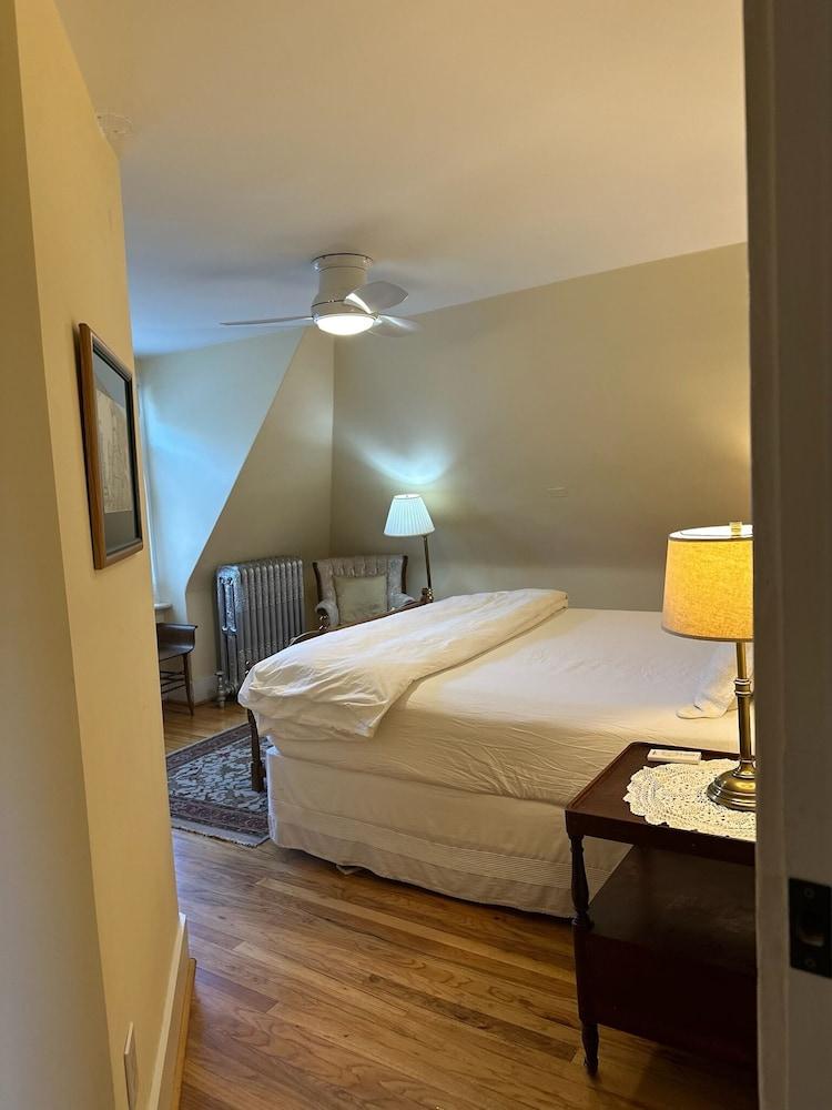 Gable House Bed & Breakfast Inn