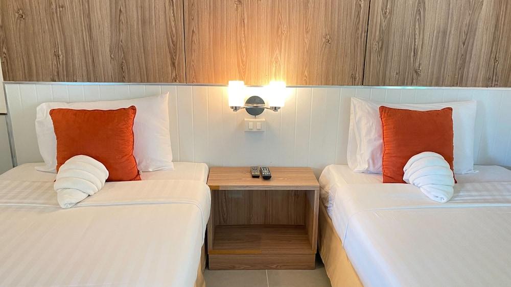 Laem Sing Natural Beach Resort