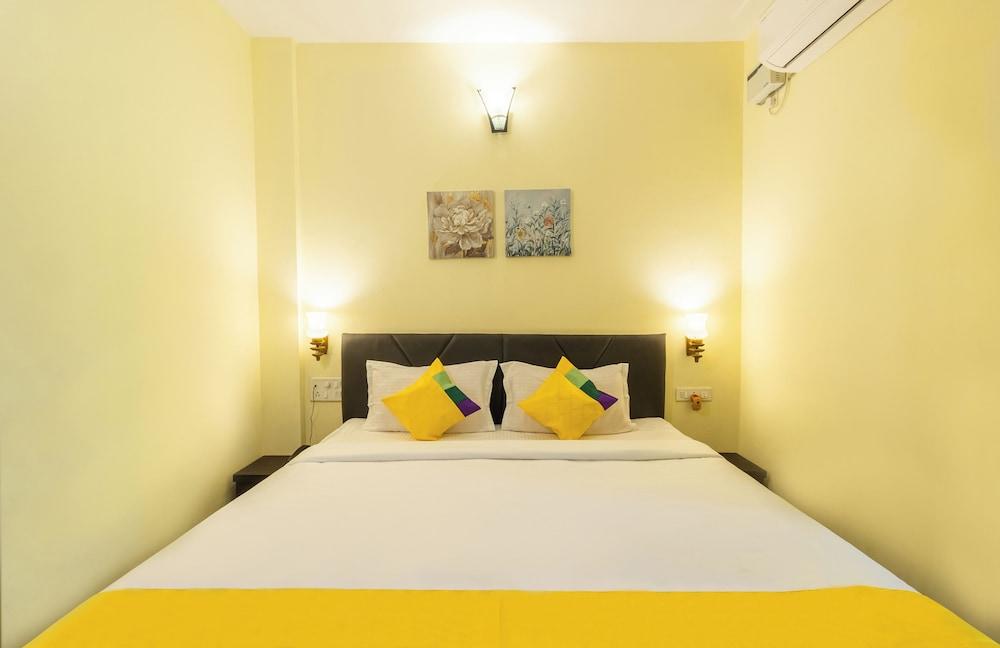 Blue Door Hotel Morjim