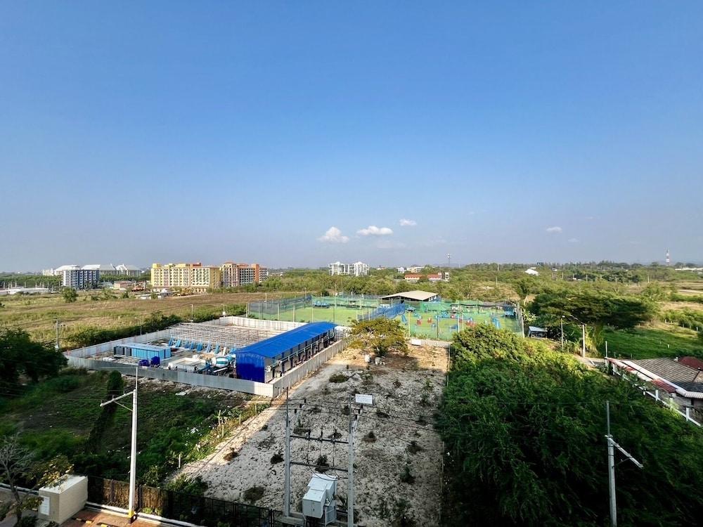 Seven Seas Côte d'Azur by PSR