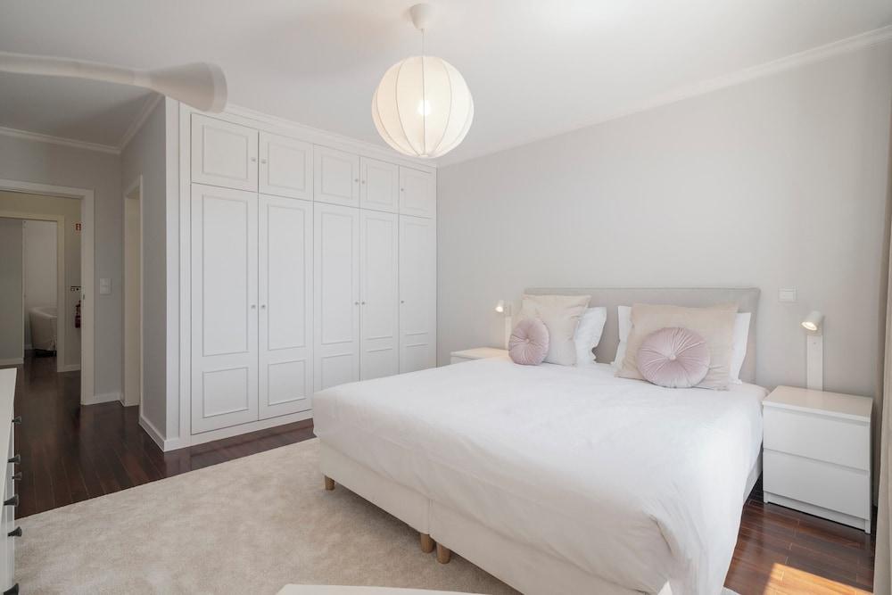 Caniço VII - Desertas View