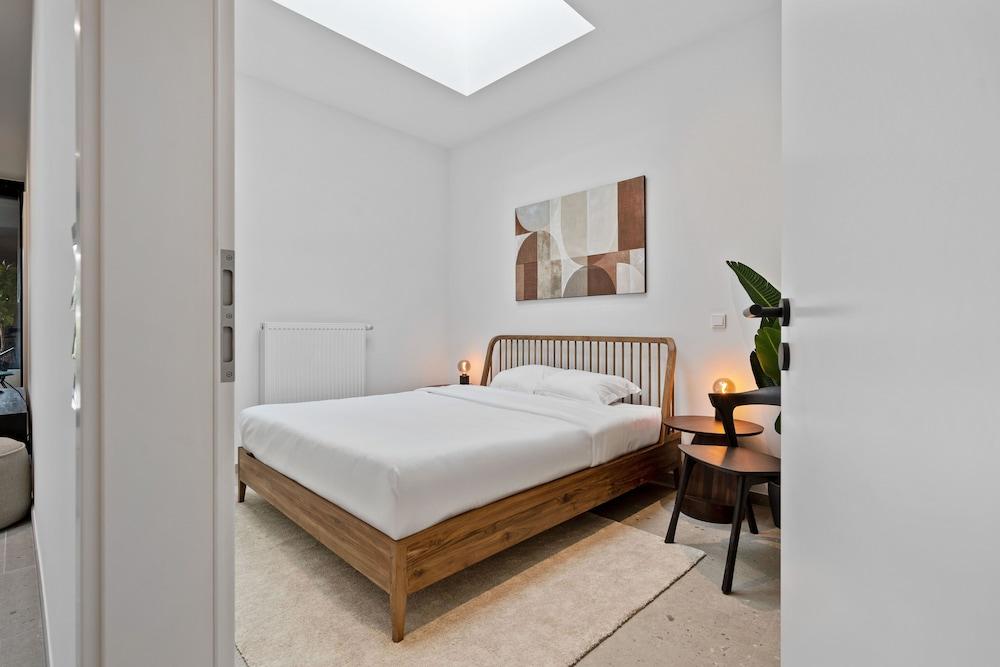 Charming Clausen Getaway Serene ID209