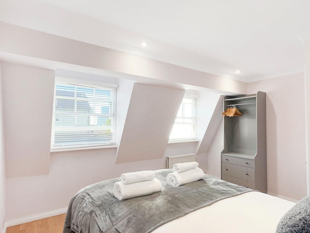 Relaxing 2BR Haven in Bishop's Stortford