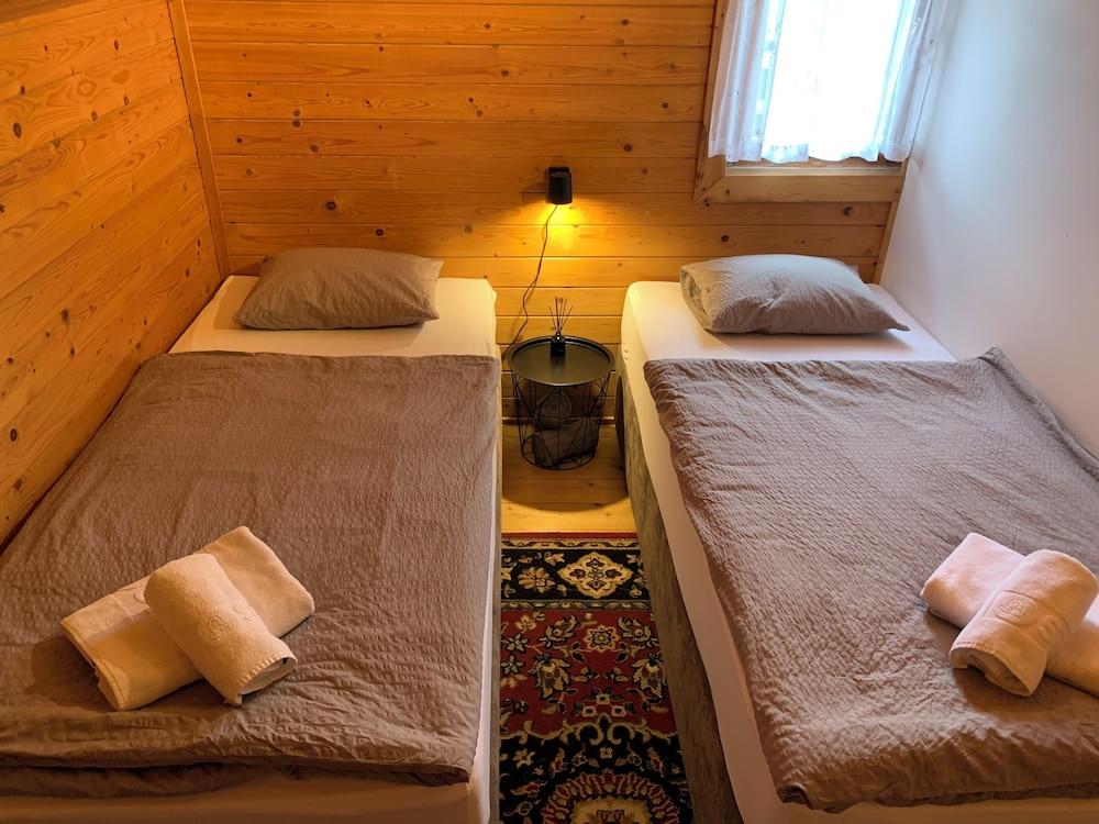 Cottage with pool playground and privacy