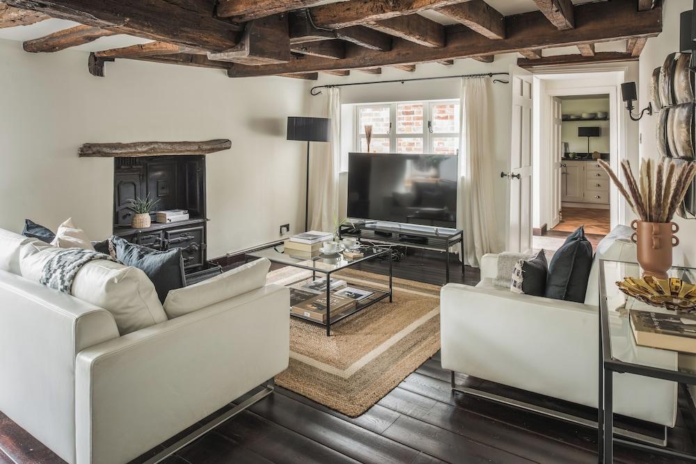 Lovely 3-bed House in West Malling, Kent