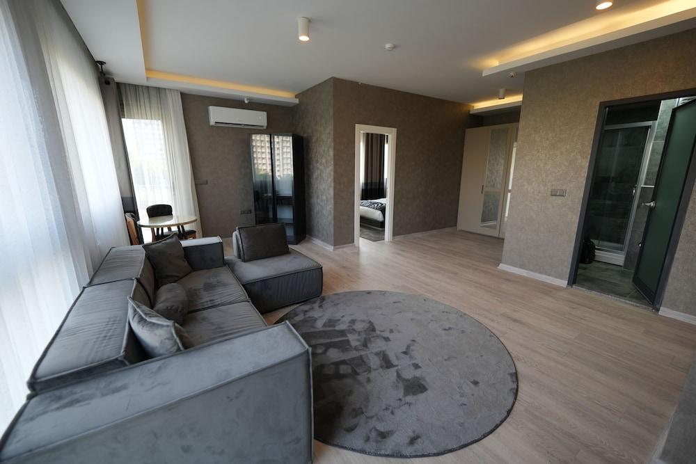 MARLEN HOTEL BAYRAKLI