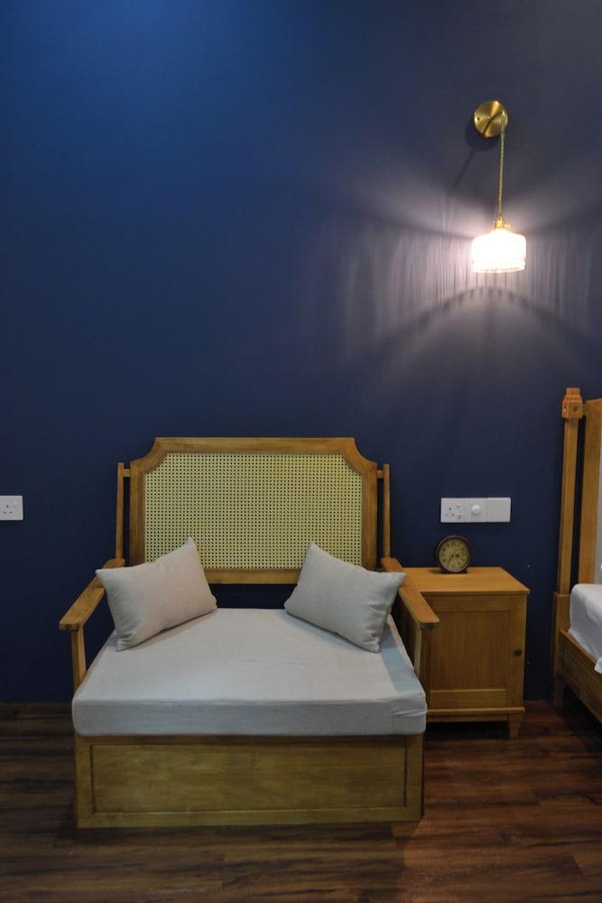 Athirige Boutique House