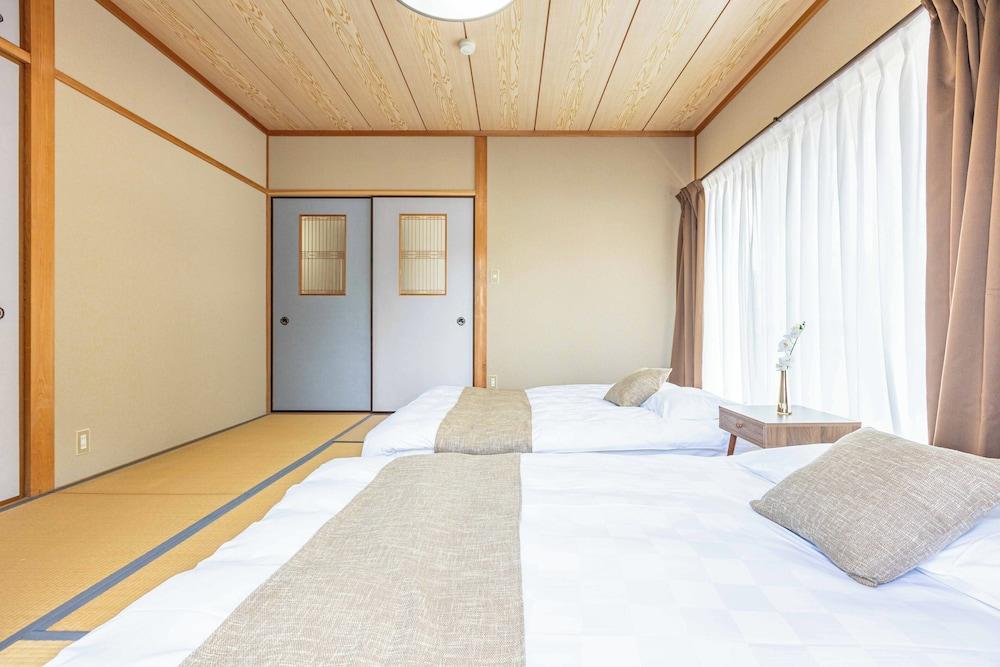 Azami Ann Maisonette