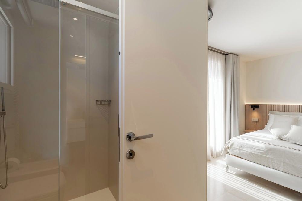 3239 Domina 55 by Perle di Puglia