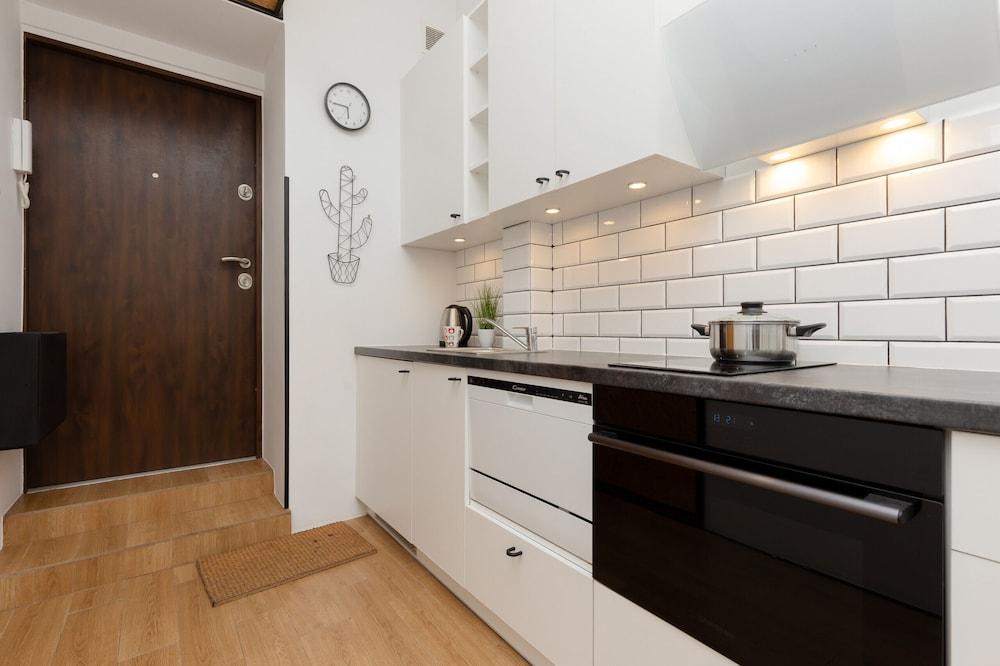 Cozy Studio Wola by Renters