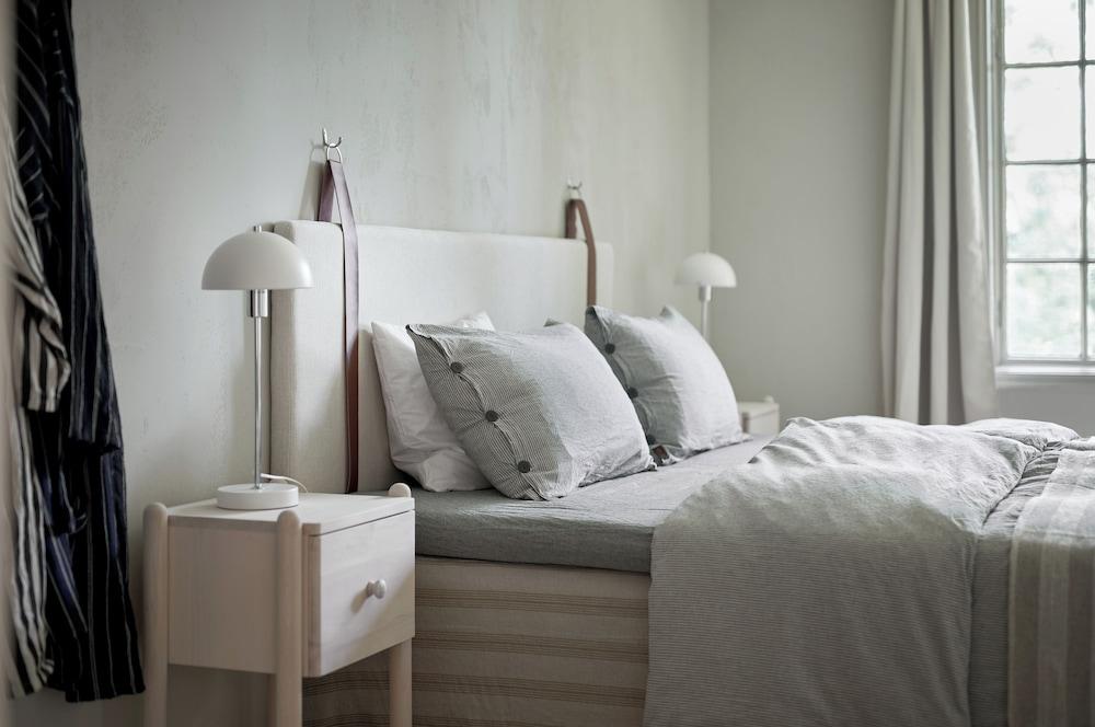 Kungs Starby gård Bed & Breakfast