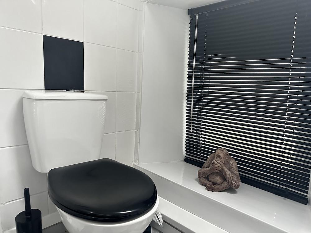 The Sandgate New Immaculate 1-bed Apartment in Ayr