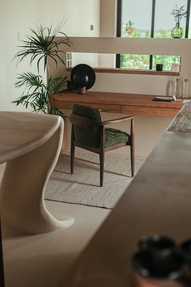 Republica Pagana - Adults Only