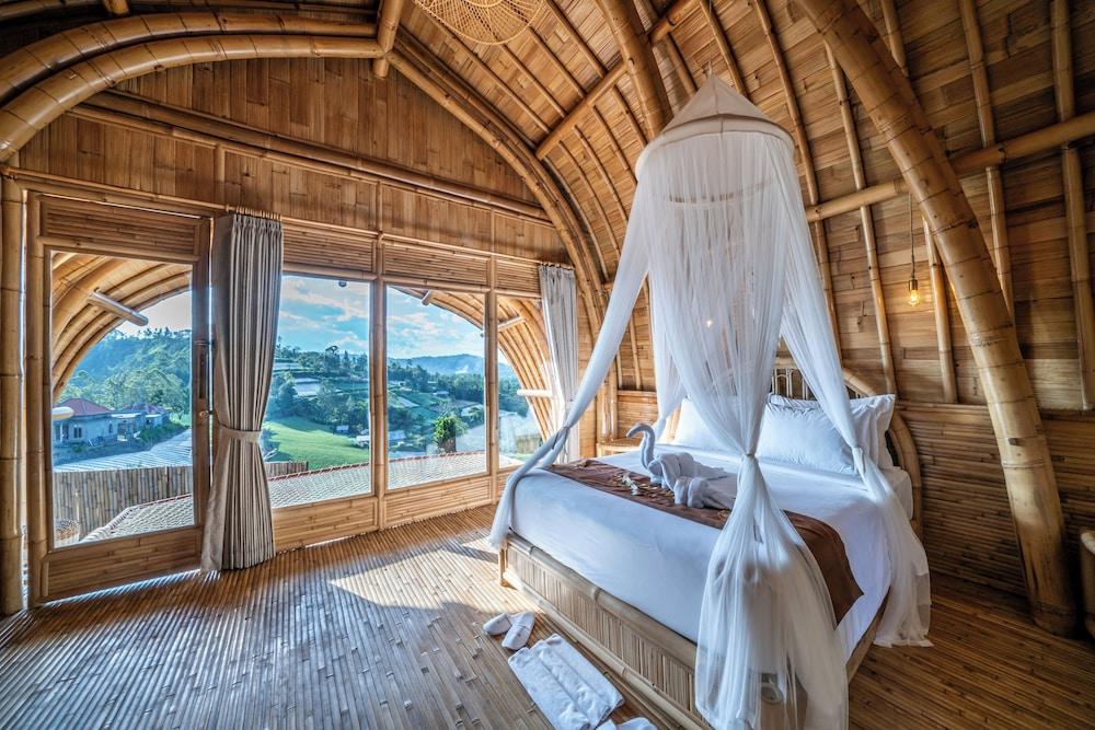 The Dewi Eco Bamboo Villa