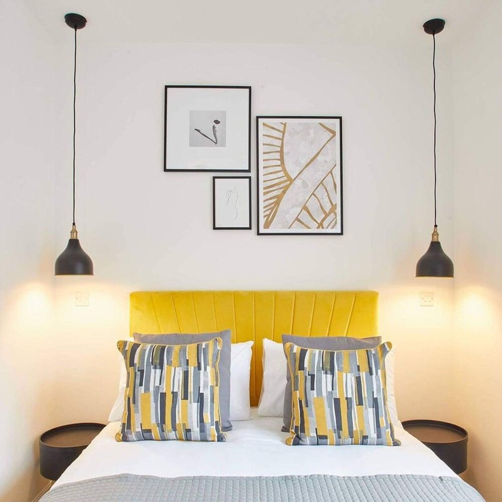 Host Stay Routh Walk