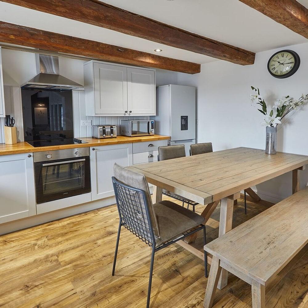 Host Stay Caedmon House