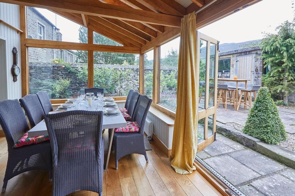 Host Stay The Old Post Office