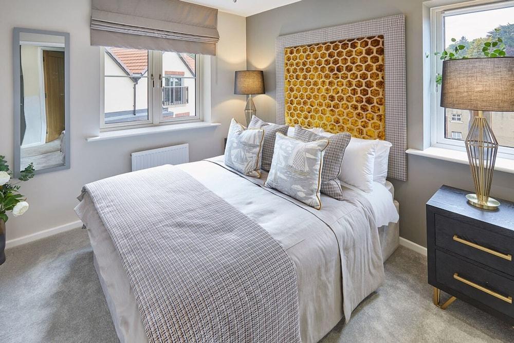 Host Stay Lightkeeper s Cottage