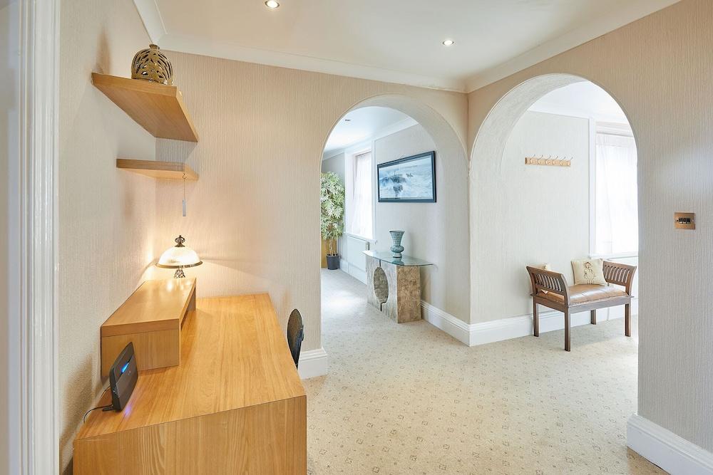 Host Stay Sea View 44