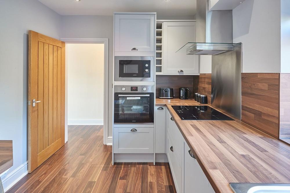 Host Stay Baslow Road Serviced Apartment