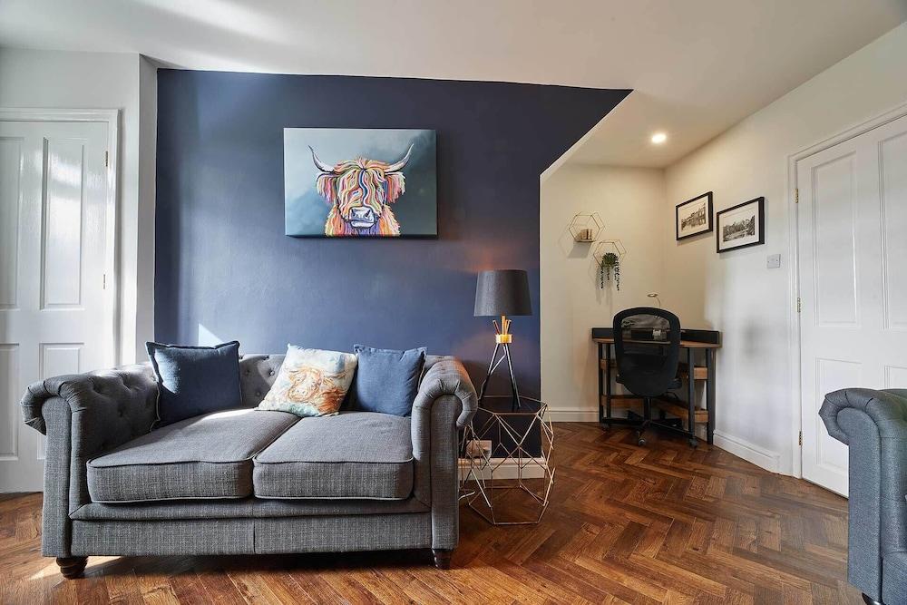 Host Stay Cummins Goings Cottage