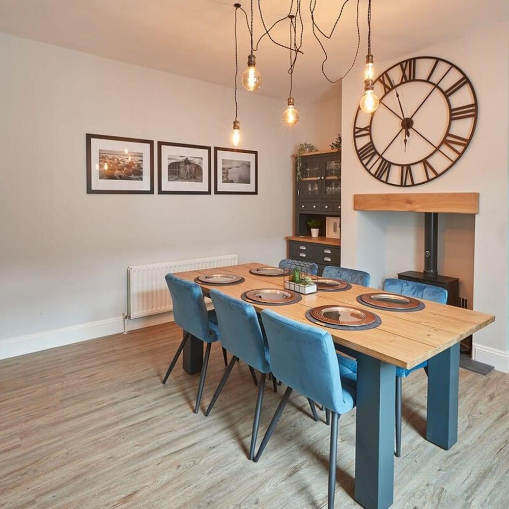 Host Stay King s Cottage