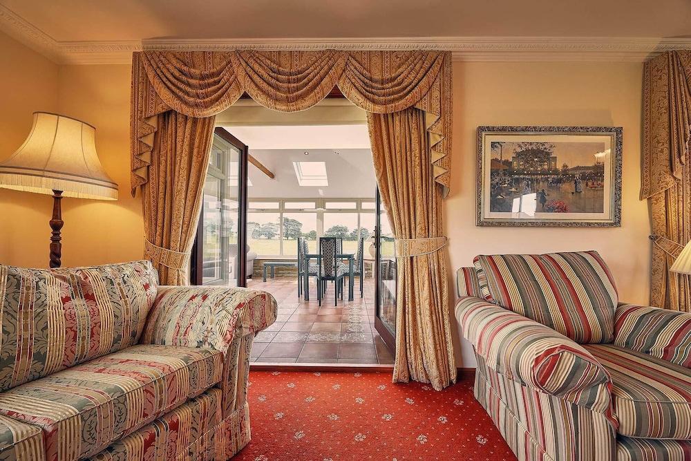 Host Stay Cheviot View