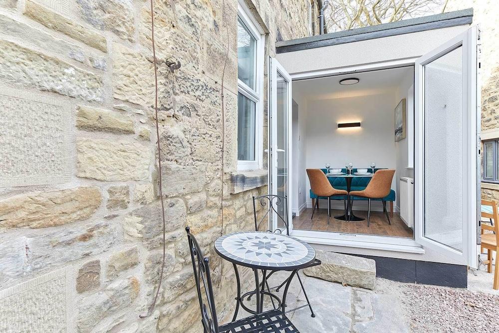 Host Stay The Blacksmiths