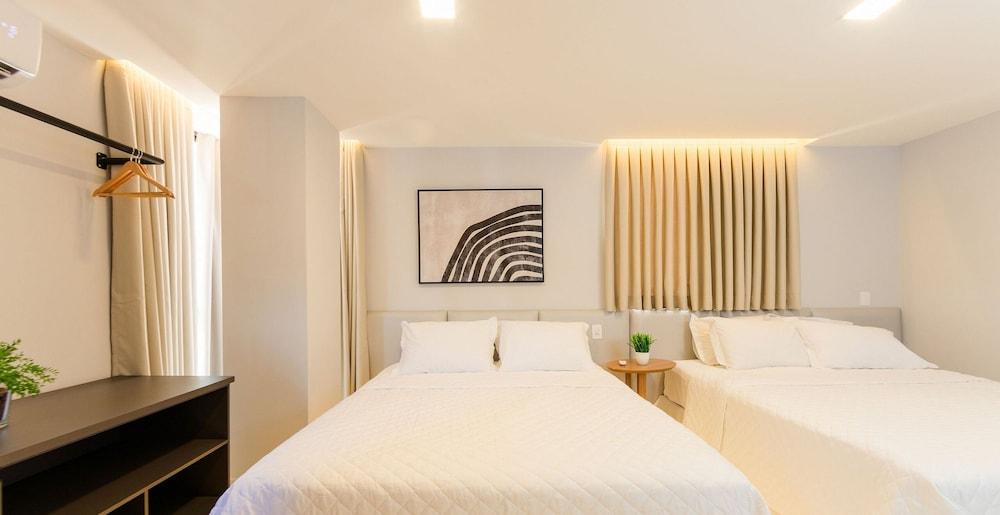 Qavi - Gaudium Apart Hotel