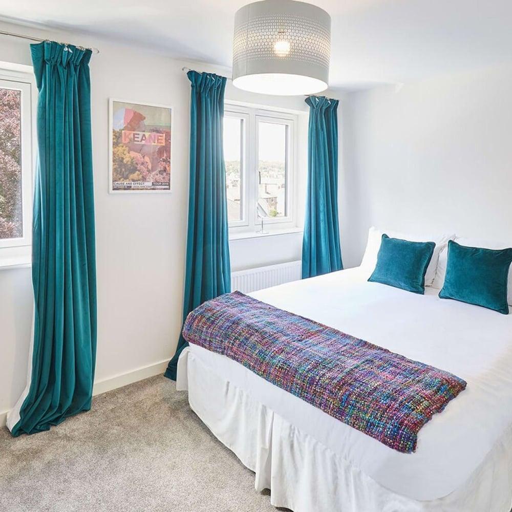 Host Stay Castle View