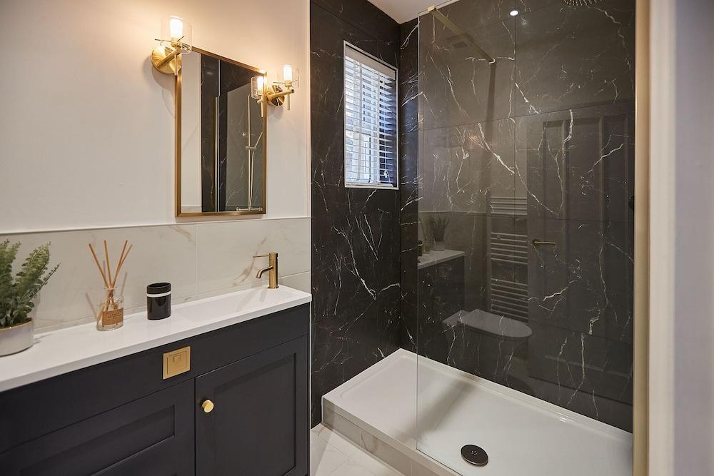 Host Stay Parkside Villa