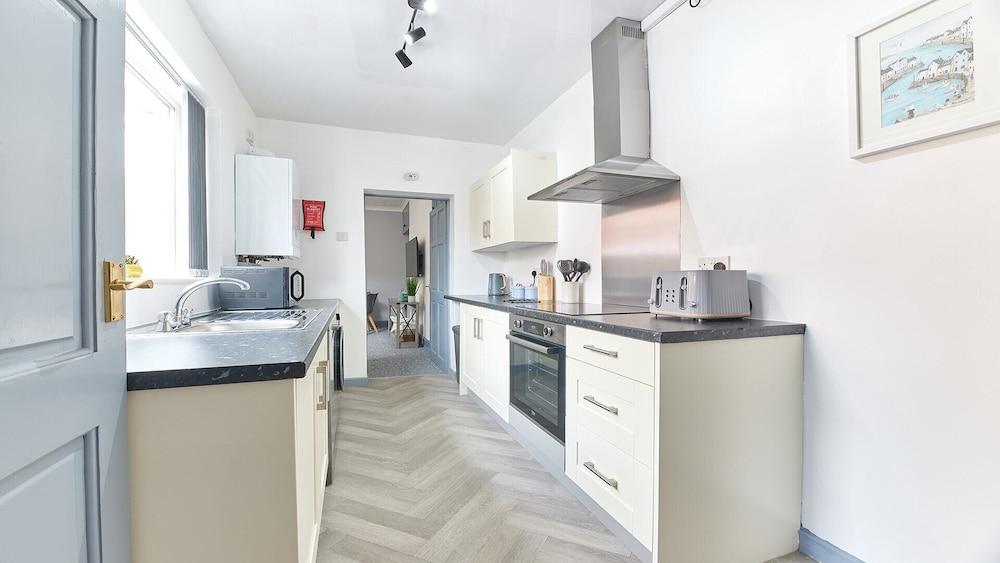 Host Stay Ralph House