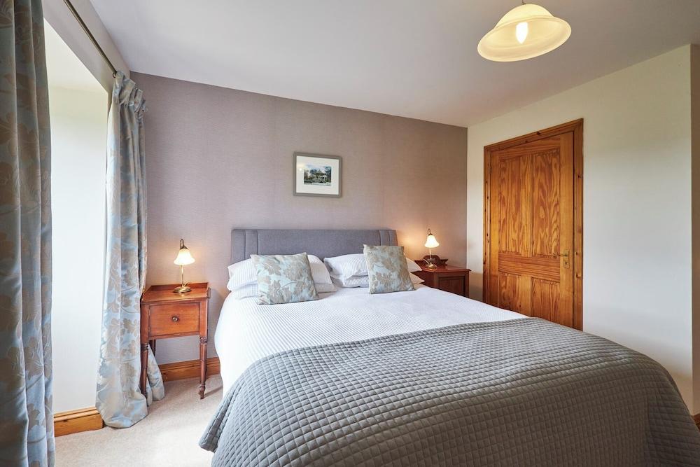 Host Stay The Stable