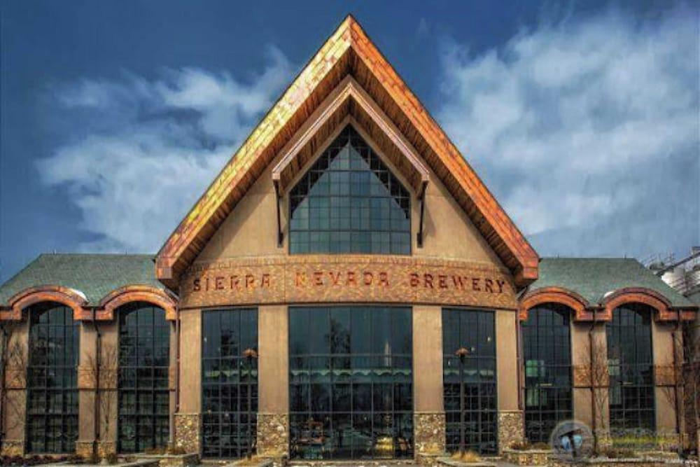 Hickory Nut Hideaway by Avantstay Mountain Views